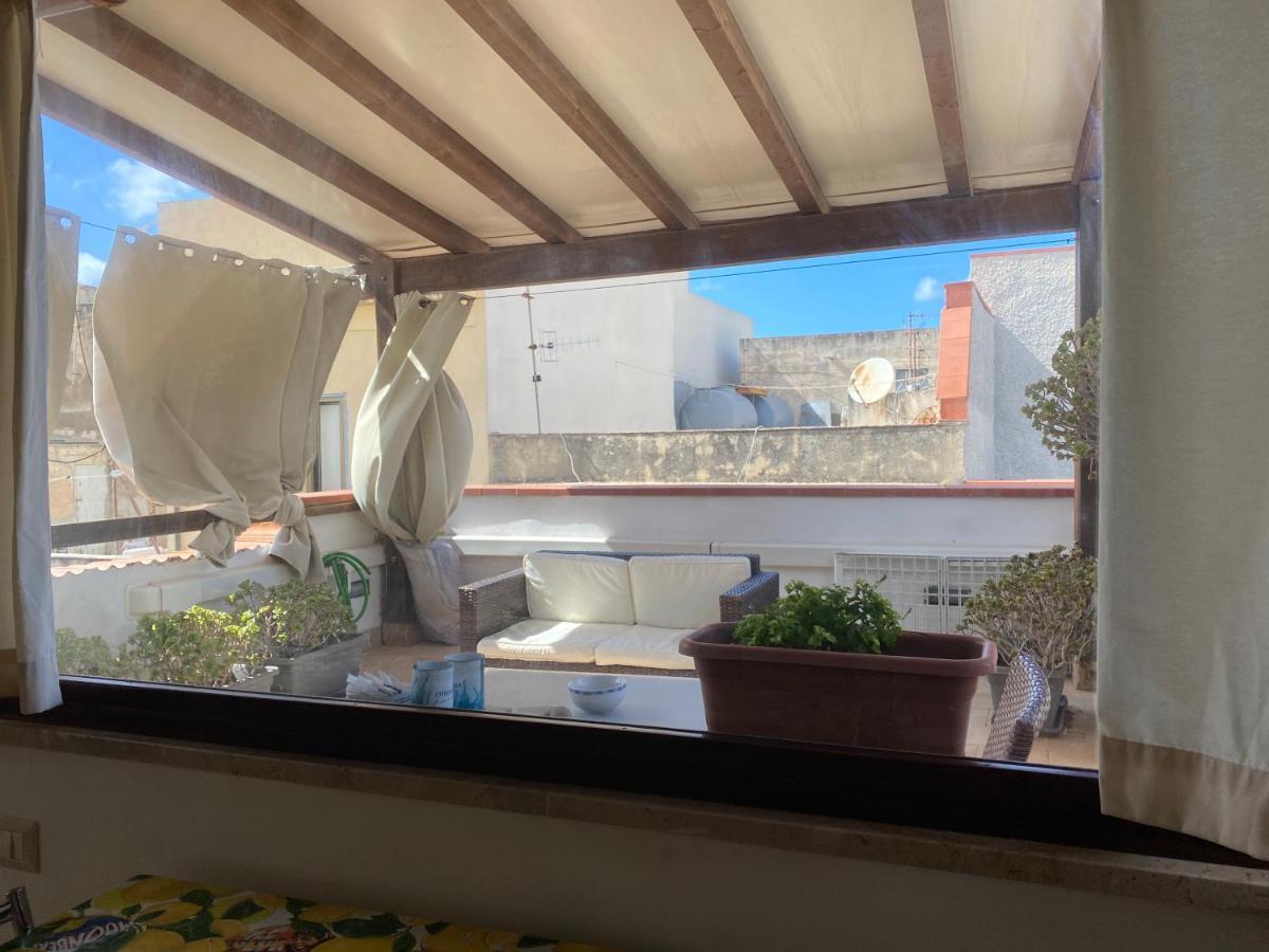 Apartament Mansarda Con Terrazzo Trapani Zewnętrze zdjęcie