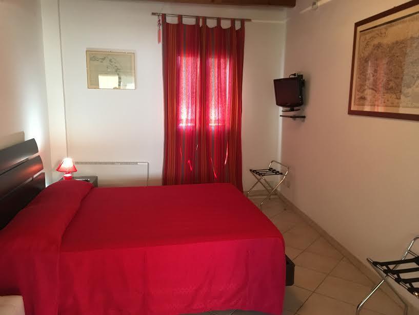 Apartament Mansarda Con Terrazzo Trapani Zewnętrze zdjęcie