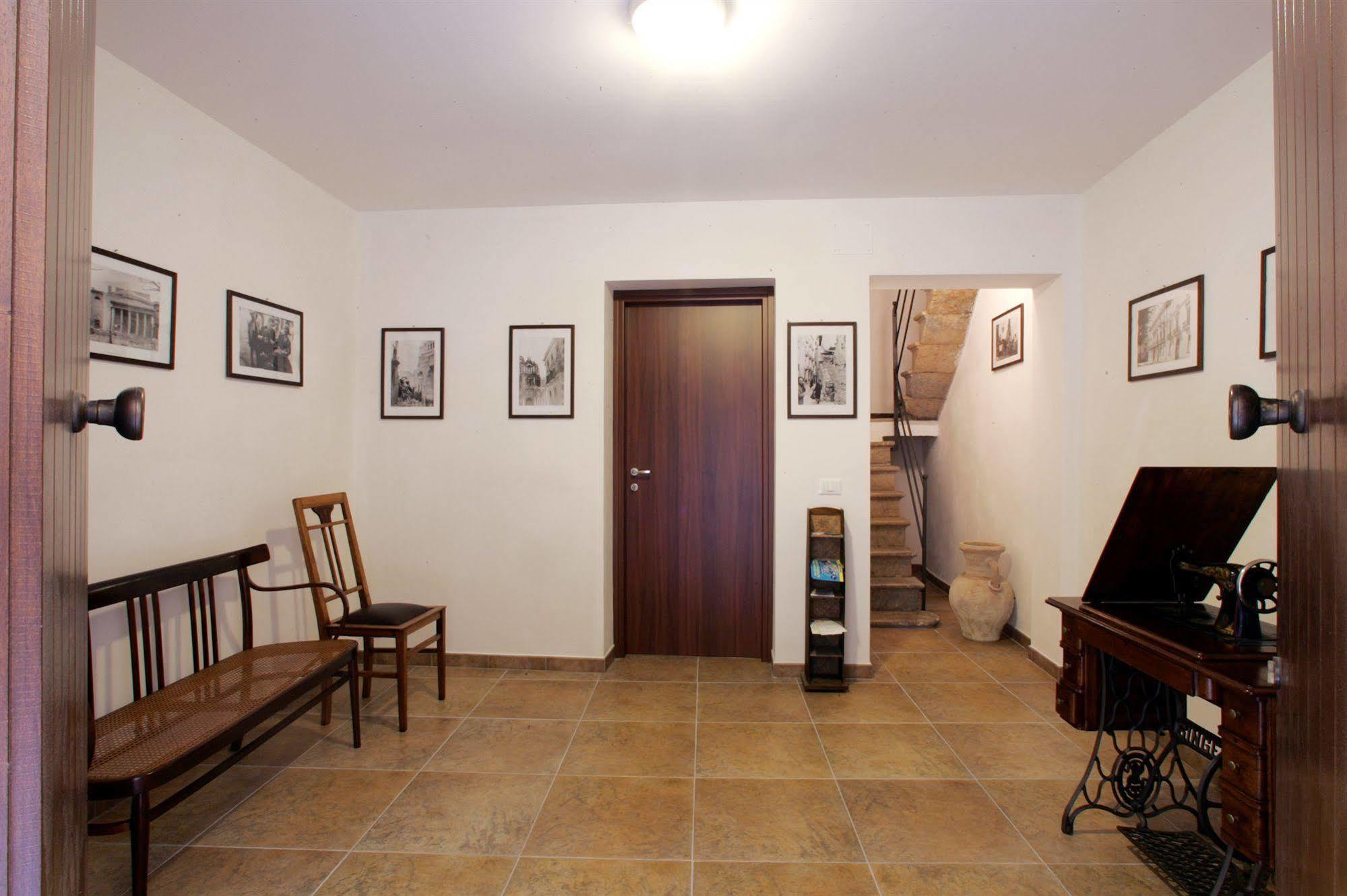 Apartament Mansarda Con Terrazzo Trapani Zewnętrze zdjęcie