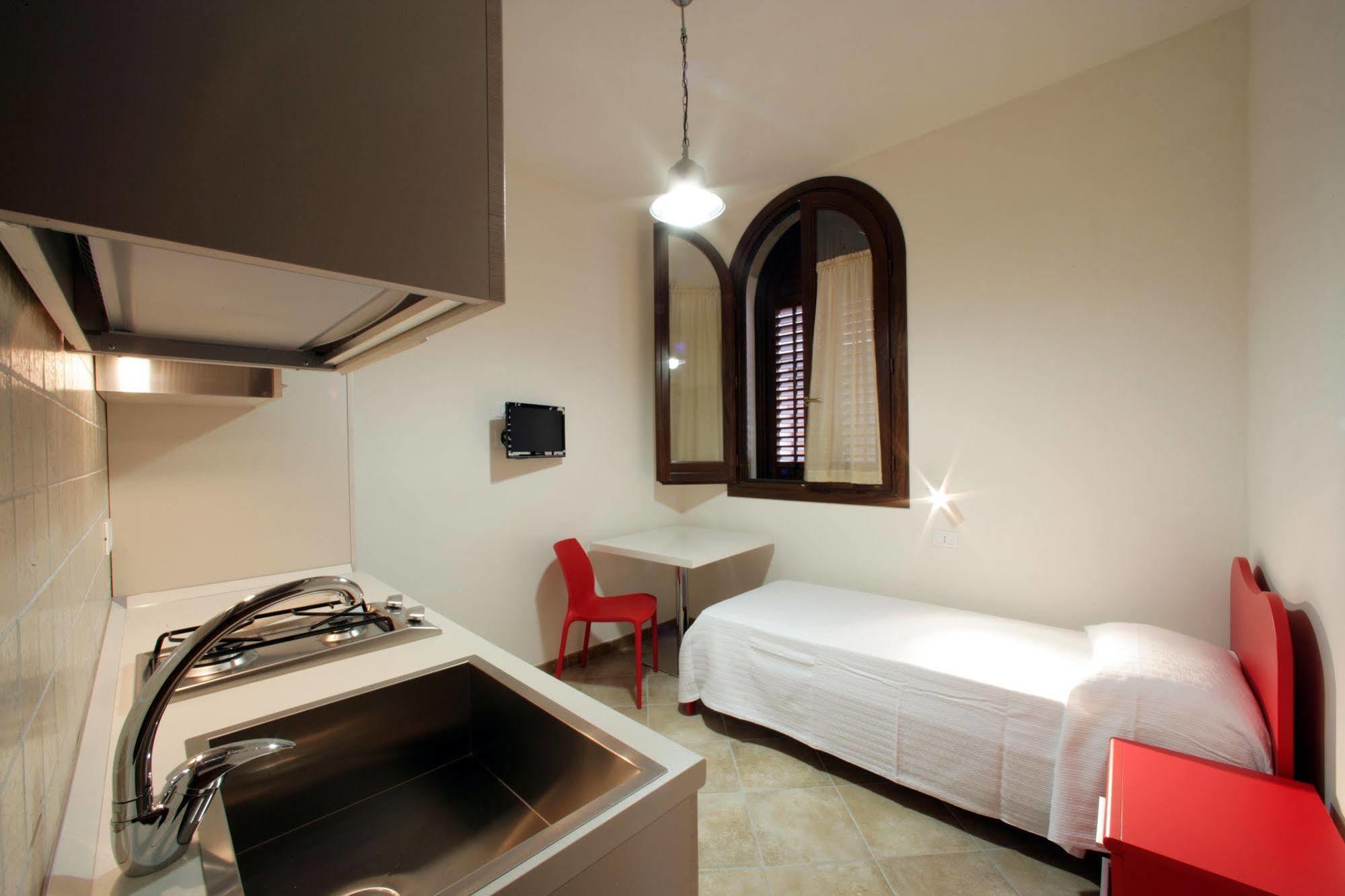 Apartament Mansarda Con Terrazzo Trapani Zewnętrze zdjęcie