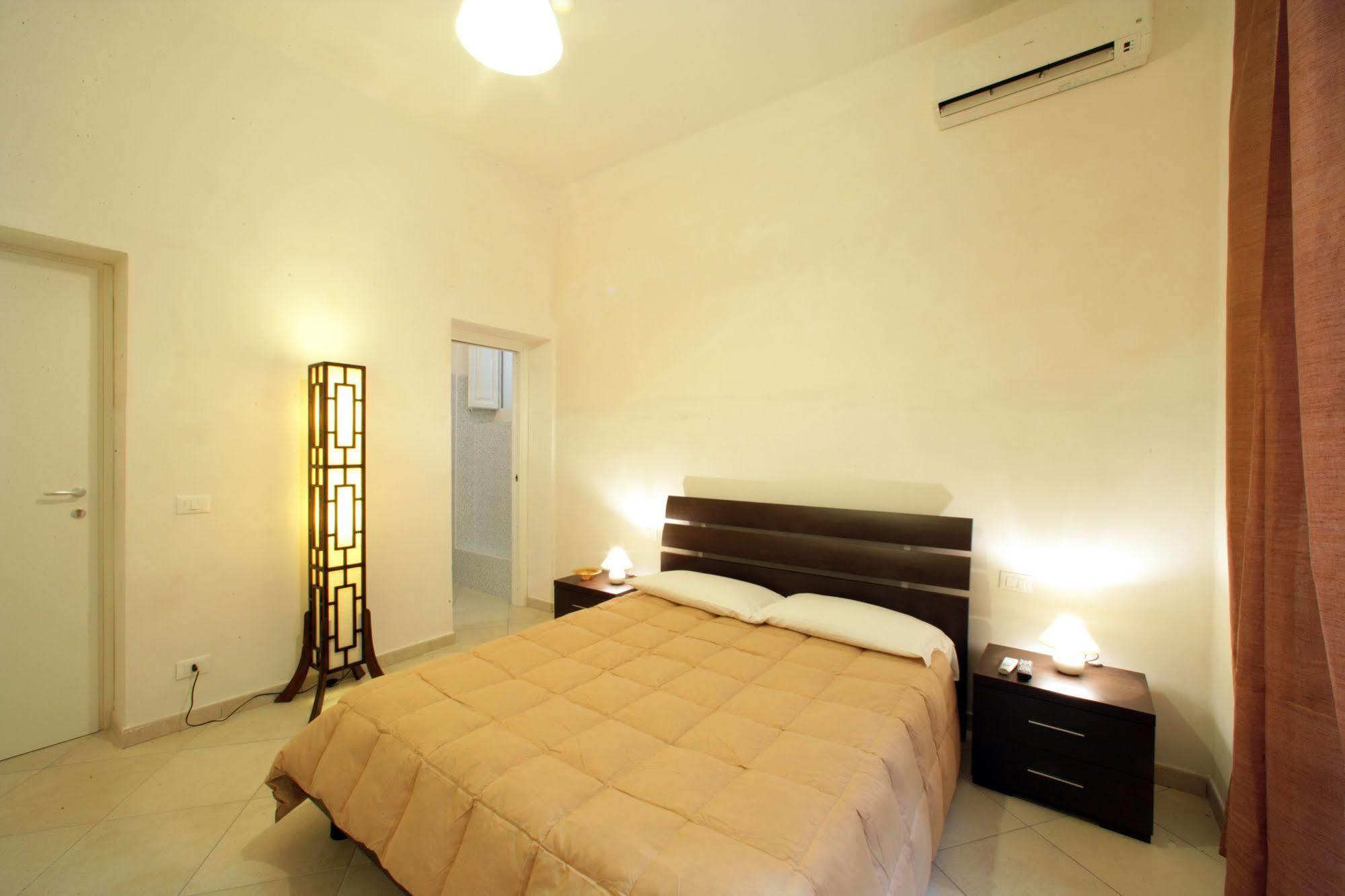 Apartament Mansarda Con Terrazzo Trapani Zewnętrze zdjęcie